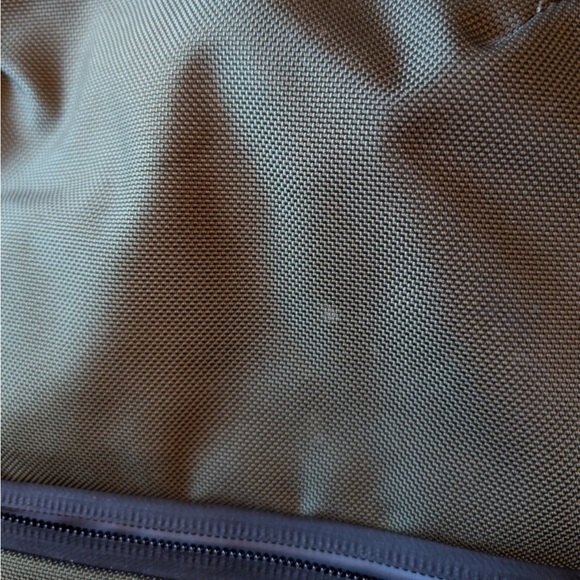 Aer City Pack (14L) Compact backpack in Huckberry Exclusive Ranger Green color - Picture 6 of 12